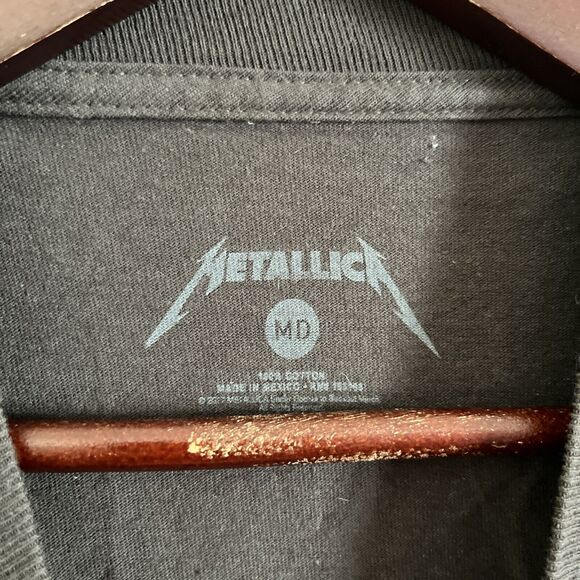 Upcycled Metallica Graphic Tee Chains M - Picture 11 of 11
